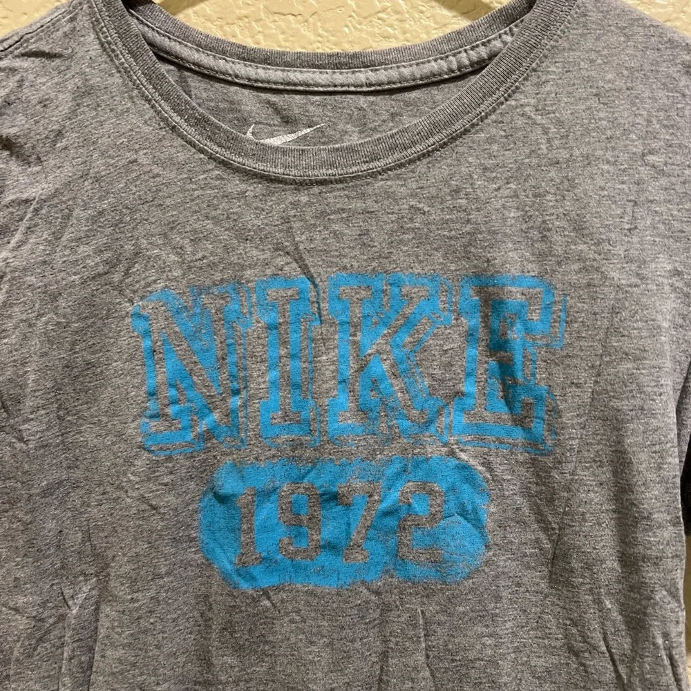 NIKE short sleeve t shirt